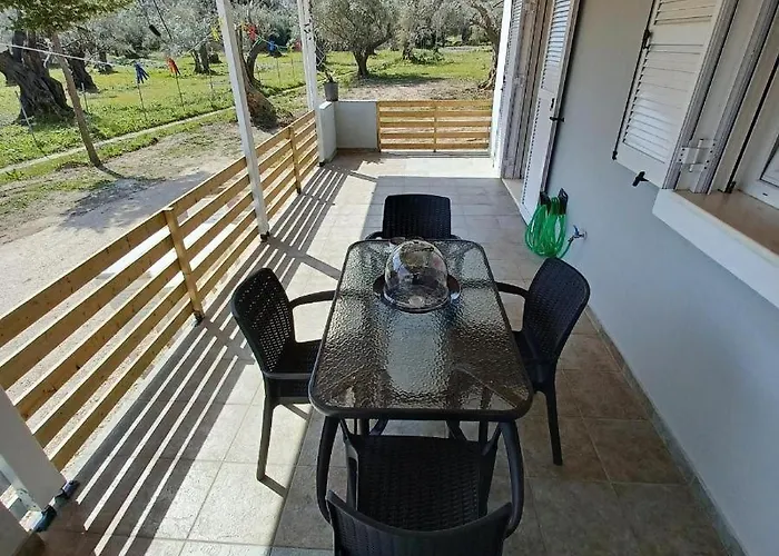 Eleonas 2, Lygia * Lygia (Lefkada)